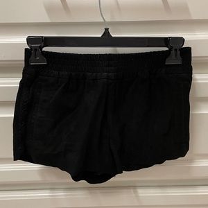 Kate Moss Topshop Suede Black Shorts Size 0